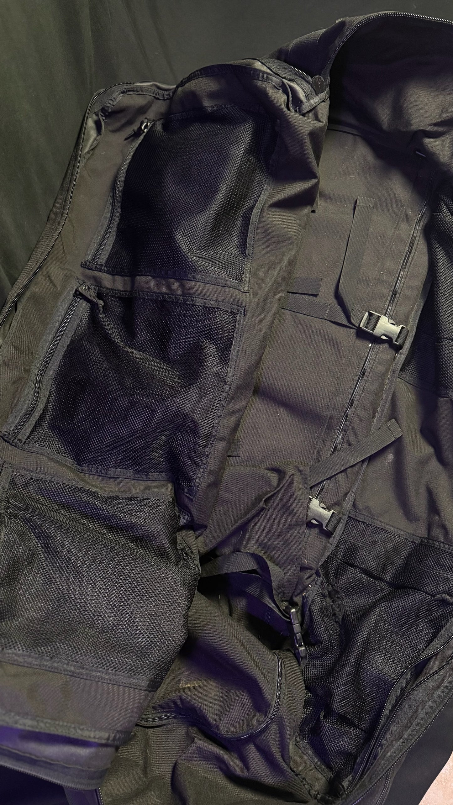 LBT-2467 Roller Bag